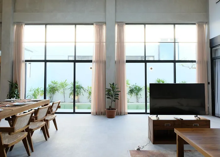 ヴィラ Manresa 3br - Berawa, Bali チャングー