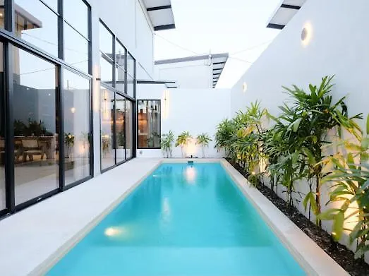 Manresa 3br - Berawa, Bali チャングー